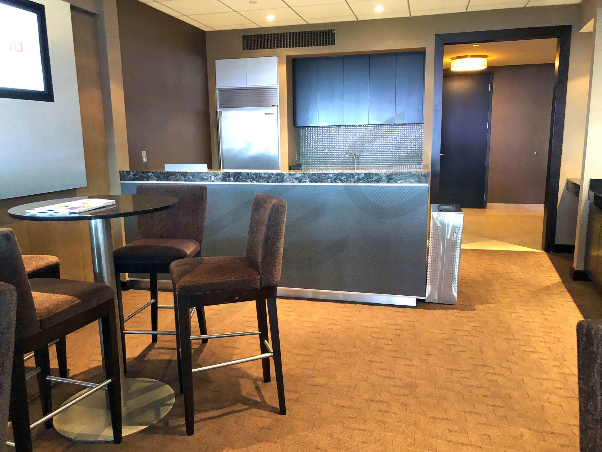 dallas cowboys ring of honor suite