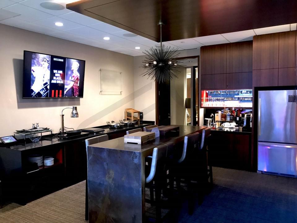 Mercedes Benz Stadium Suite Als