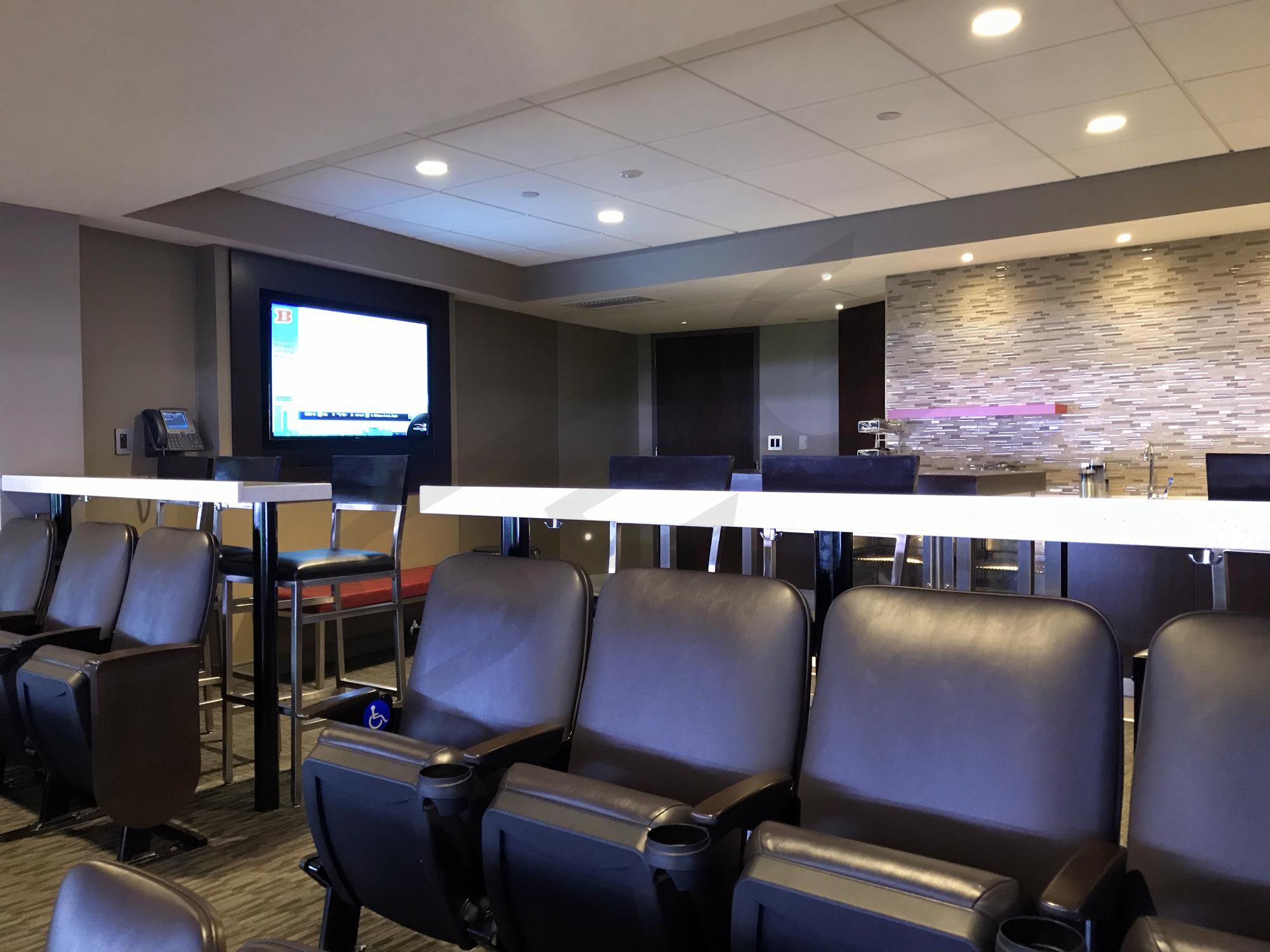 blue jackets suite